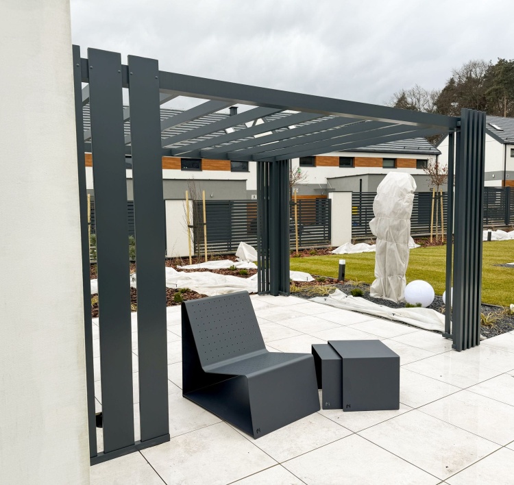 Fotel MONO i stoliki CUBO -  aluminiowy zestaw mebli ogrodowych