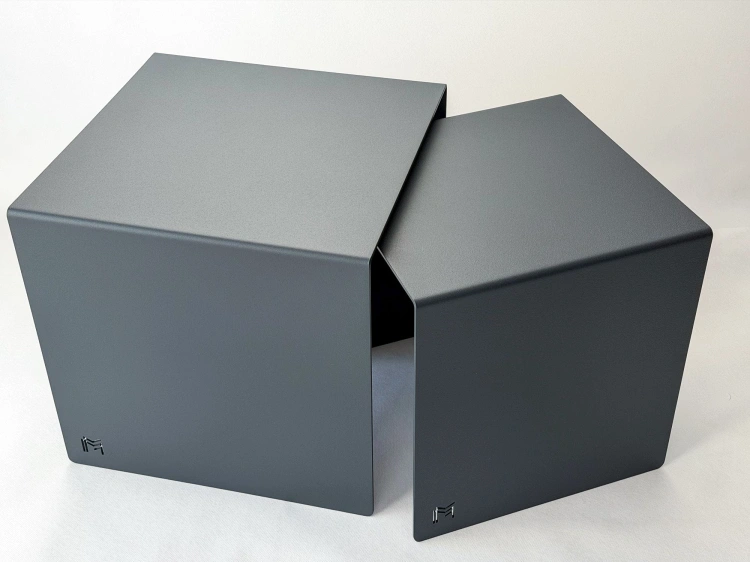 Stoliki aluminiowe CUBO- dwa rozmiary