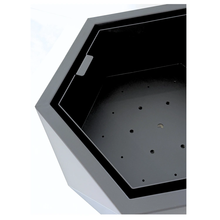 Detal krawędzi i konstrukcji paleniska FERO