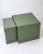 Stoliki CUBO w kolorze RAL 6011 - zielony groszkowy
